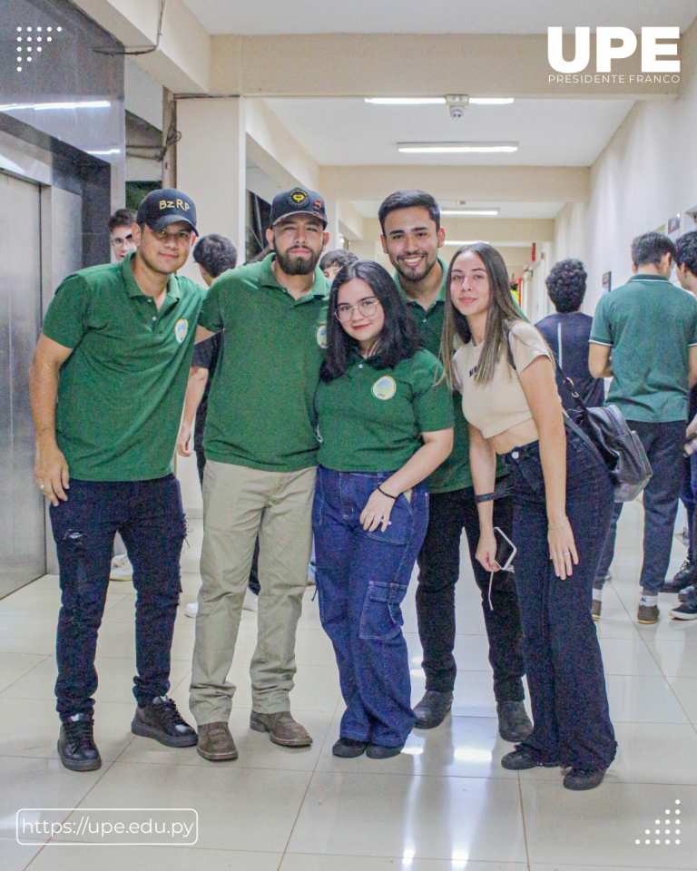 Vinculando la Investigación y el Trabajo en Equipo: Carrera de Ingeniería Agronómica 